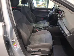 VW Golf Var.Style mildHy. 1.5 eTSI ACT DSG thumbnail