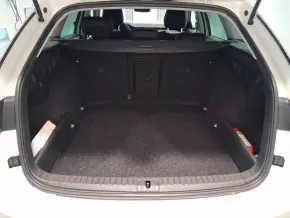 Škoda OCTAVIA COMBI AMBITION 2.0 TDI DSG thumbnail