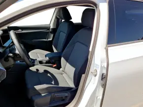 VW Golf Prime 1.5 eTSI DSG ACT mild hyb thumbnail