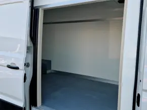 VW Crafter 3.5 Furgon L4H3 FWD 103kW thumbnail