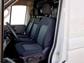 VW Crafter 3.5 Furgon L4H3 FWD 103kW thumbnail