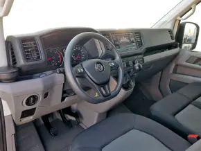 VW Crafter 3.5 Furgon L4H3 FWD 103kW thumbnail