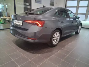 Škoda OCTAVIA STYLE 1.5 TSI thumbnail