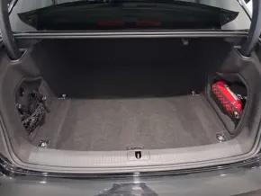 Audi A4 Advanced 35 TFSI thumbnail