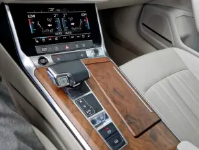 Audi A6 50 TFSI e quattro 220 kW / 299 CP thumbnail
