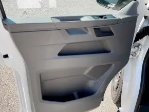 VW T6.1 Furgon LR 2.0 TDI 81KW thumbnail