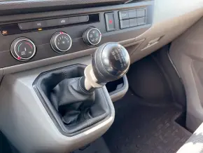 VW T6.1 Furgon LR 2.0 TDI 81KW thumbnail