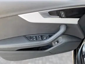 Audi A4 S Line 35 TFSI thumbnail