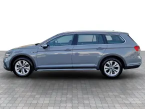 VW Passat Alltrack 2.0 TDI DSG7 4Mot thumbnail