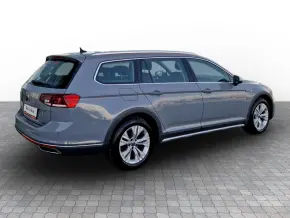 VW Passat Alltrack 2.0 TDI DSG7 4Mot thumbnail