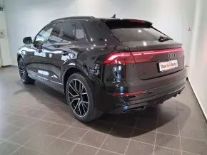 Audi Q8 PI 50 TDI quattro thumbnail