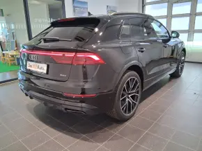 Audi Q8 PI 50 TDI quattro thumbnail