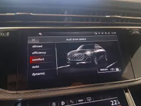 Audi Q8 PI 50 TDI quattro thumbnail