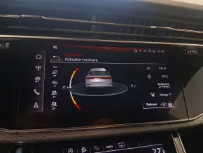 Audi Q8 PI 50 TDI quattro thumbnail