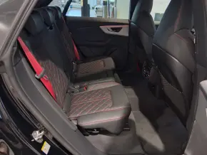 Audi Q8 PI 50 TDI quattro thumbnail