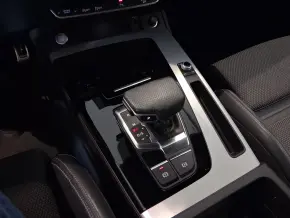 Audi Q5 S line 40 TDI quattro thumbnail