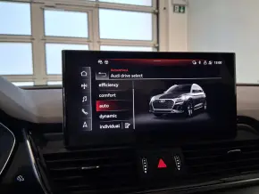Audi Q5 S line 40 TDI quattro thumbnail