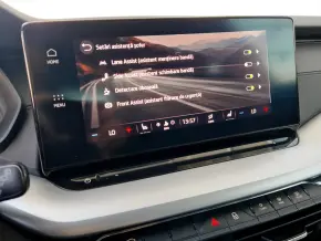 Škoda OCTAVIA COMBI AMBITION 2.0 TDI DSG thumbnail
