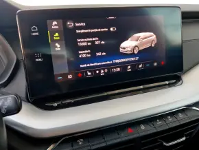 Škoda OCTAVIA COMBI AMBITION 2.0 TDI DSG thumbnail