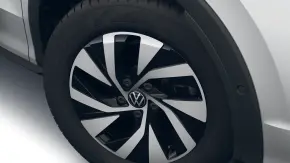 Noul T-Roc Life 1.5 eTSI DSG thumbnail