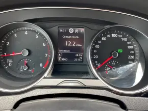 VW Noul Passat Comfortline1.5 TSI ACT DSG thumbnail