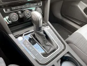 VW Noul Passat Comfortline1.5 TSI ACT DSG thumbnail