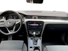 VW Noul Passat Comfortline1.5 TSI ACT DSG thumbnail