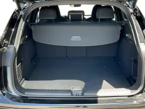 Audi Q6 e-tron quattro thumbnail
