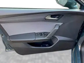 SEAT Leon Style 1.5 eTSI DSG7 mild hybrid thumbnail