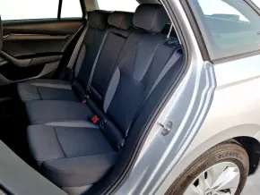 Škoda OCTAVIA COMBI AMBITION 2.0 TDI DSG thumbnail