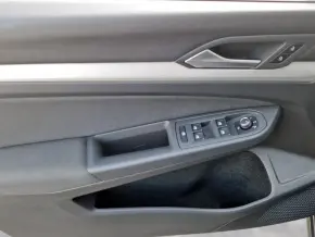VW Golf Life 1.0 TSI thumbnail