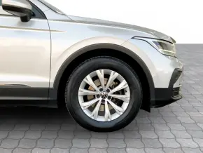 Noul Tiguan Life 2,0 TDI DSG thumbnail