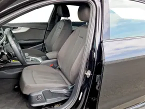 Audi A4 Advanced 40 TDI quattro thumbnail