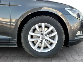 VW Passat Comfortline 2.0 TDI DSG thumbnail