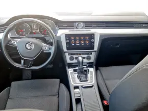 VW Passat Comfortline 2.0 TDI DSG thumbnail