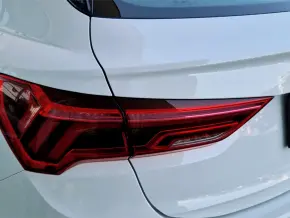 Audi Q3 Sportback 35 TFSI thumbnail