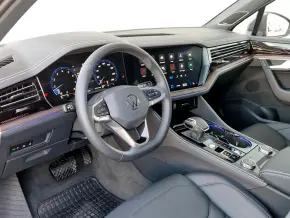 VW Touareg Elegance V6 TSI thumbnail
