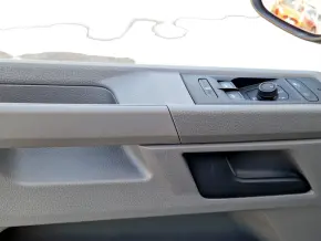 VW T6.1 Kombi KR 2.0 TDI 110KW 4M DSG thumbnail
