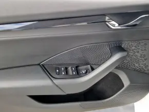 Škoda OCTAVIA AMBITION 2.0 TDI thumbnail