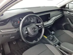 Škoda OCTAVIA AMBITION 2.0 TDI thumbnail
