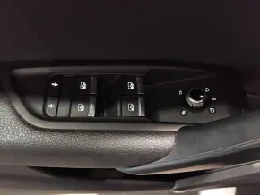 Audi Q5 40 TDI quattro thumbnail