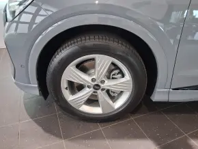 Audi Q4 e-tron PI 150 kW / 204 CP thumbnail