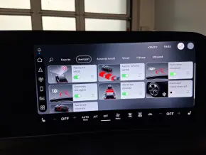 Audi Q4 e-tron PI 150 kW / 204 CP thumbnail