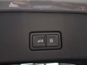Audi Q4 e-tron PI 150 kW / 204 CP thumbnail