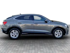 Audi Q3 Sportback 40 TFSI quattro thumbnail