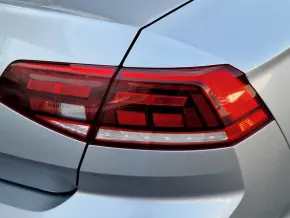 VW Passat Trendline1.5 TSI ACT thumbnail