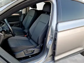 VW Passat Trendline1.5 TSI ACT thumbnail