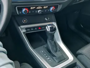 Audi Q3 Sportback 40 TFSI quattro thumbnail