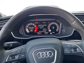 Audi Q3 Sportback 40 TFSI quattro thumbnail