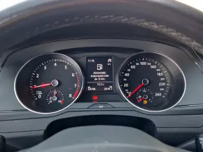 VW Passat Trendline1.5 TSI ACT thumbnail